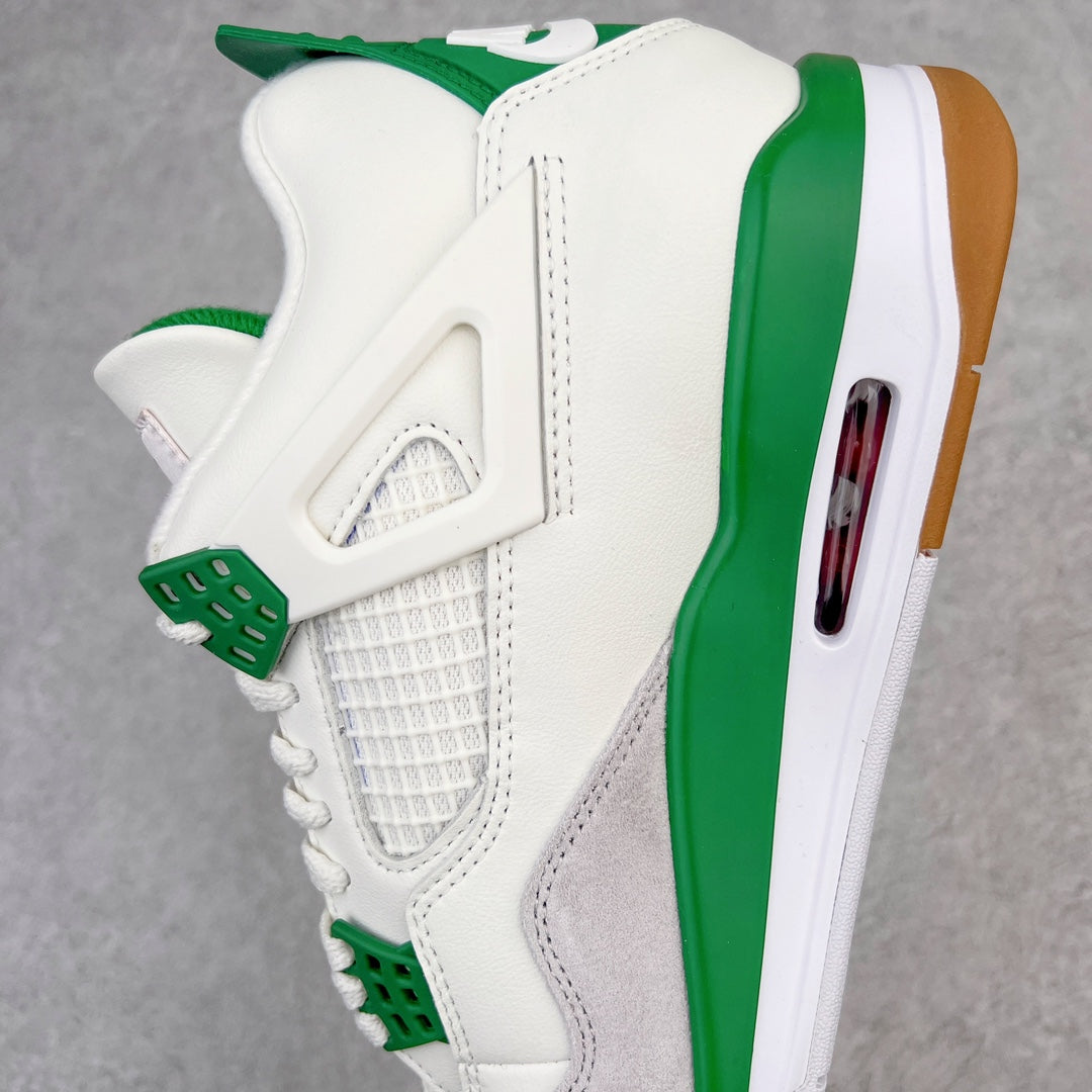 SB x Jordan Air Jordan 4 Pine Green