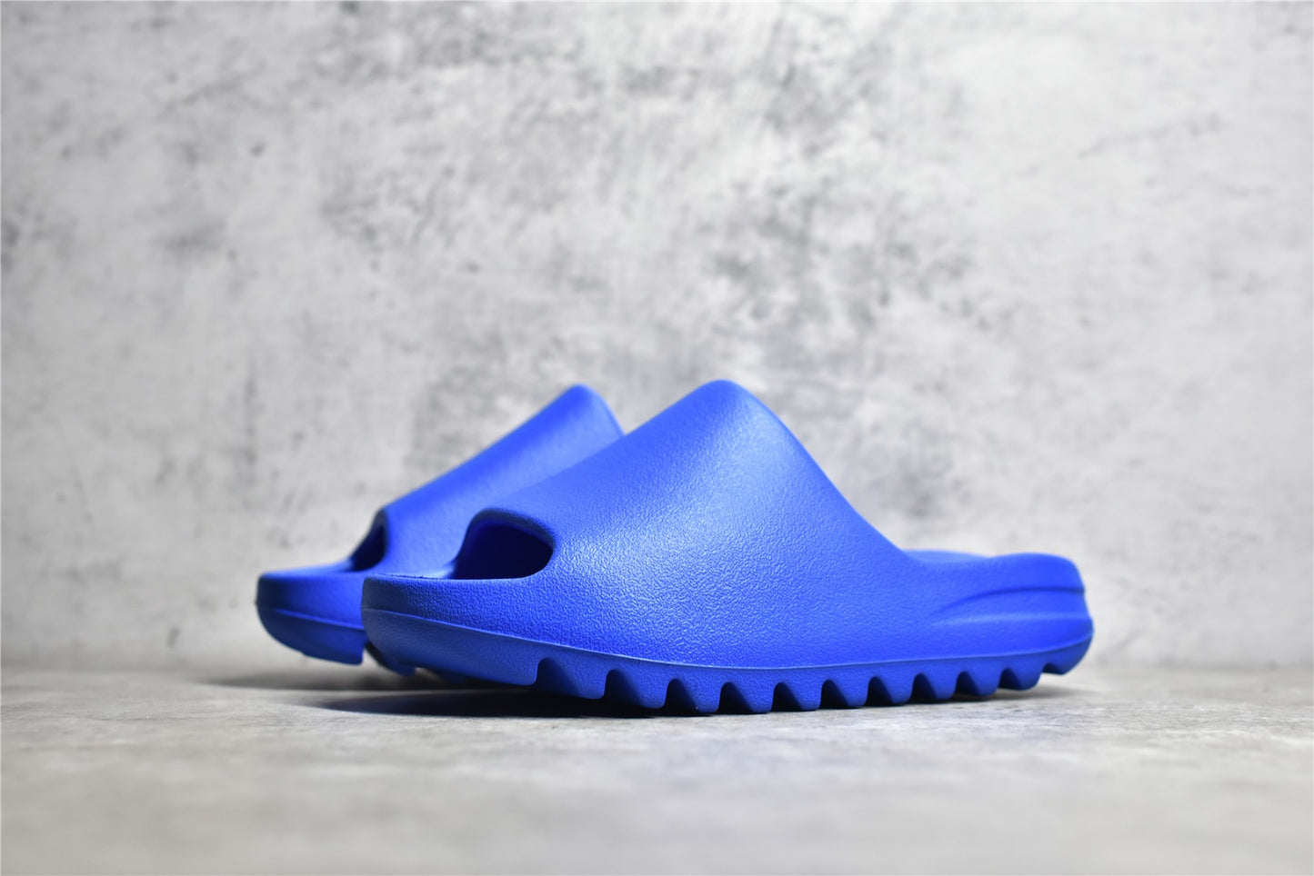 Adidas Originals Yeezy Slide Azure