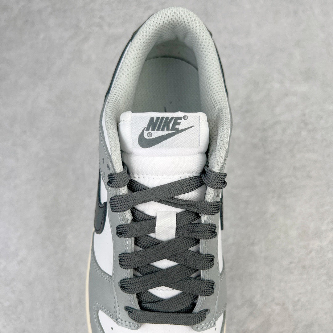 Nike Dunk Low Light Smoke Grey