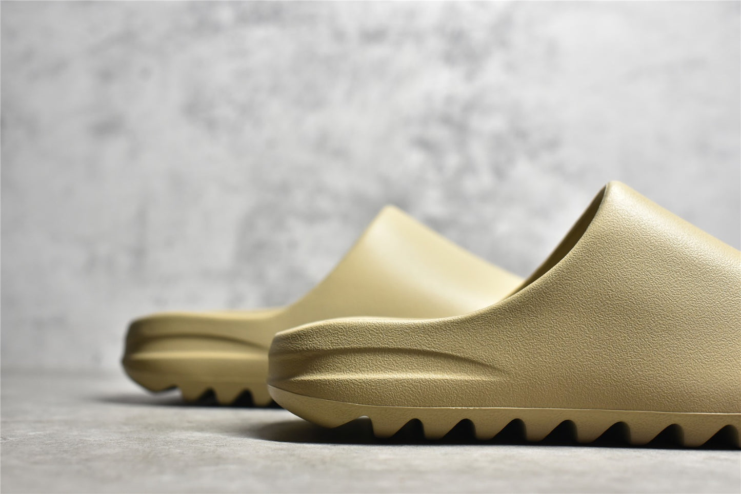 Adidas Originals Yeezy Slide Pure