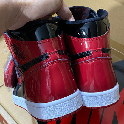 Air Jordan 1 Retro High OG Patent Bred