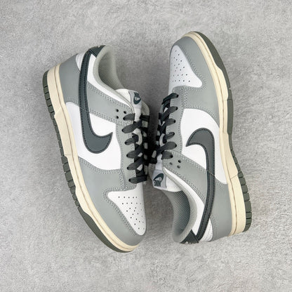 Nike Dunk Low Light Smoke Grey