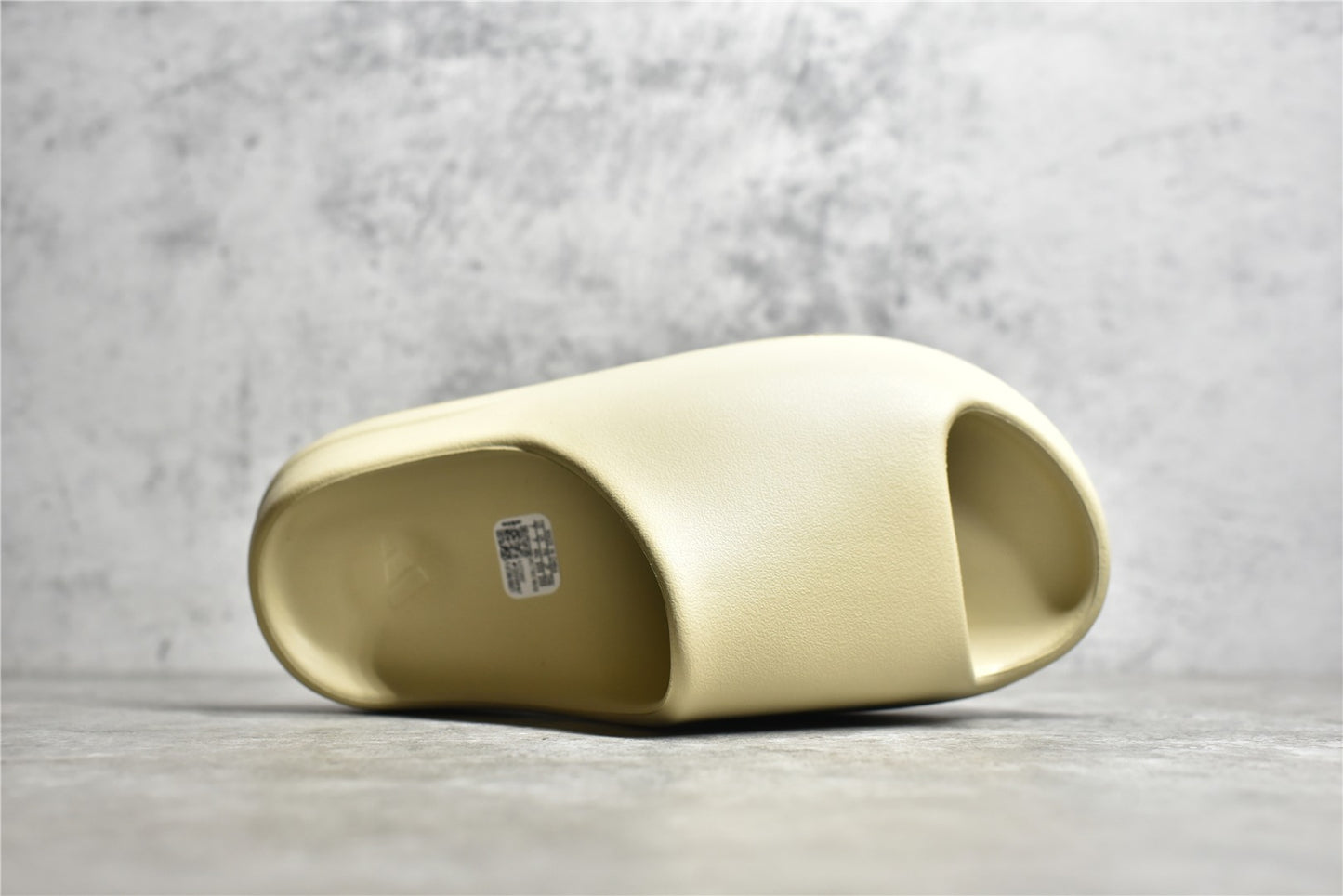 Adidas Originals Yeezy Slide Bone