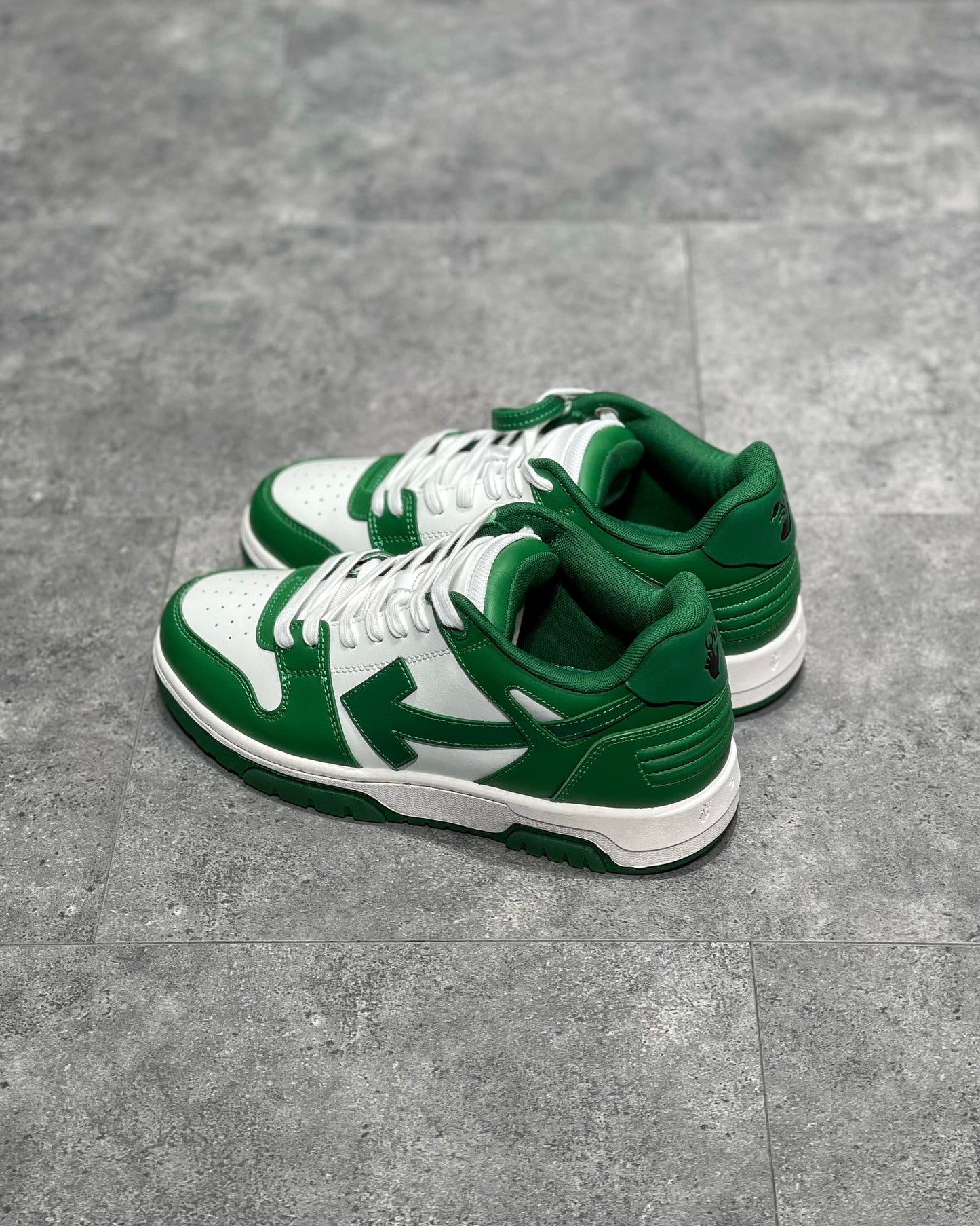 OFF-WHITE Out Of Office OOO Low Tops Green White