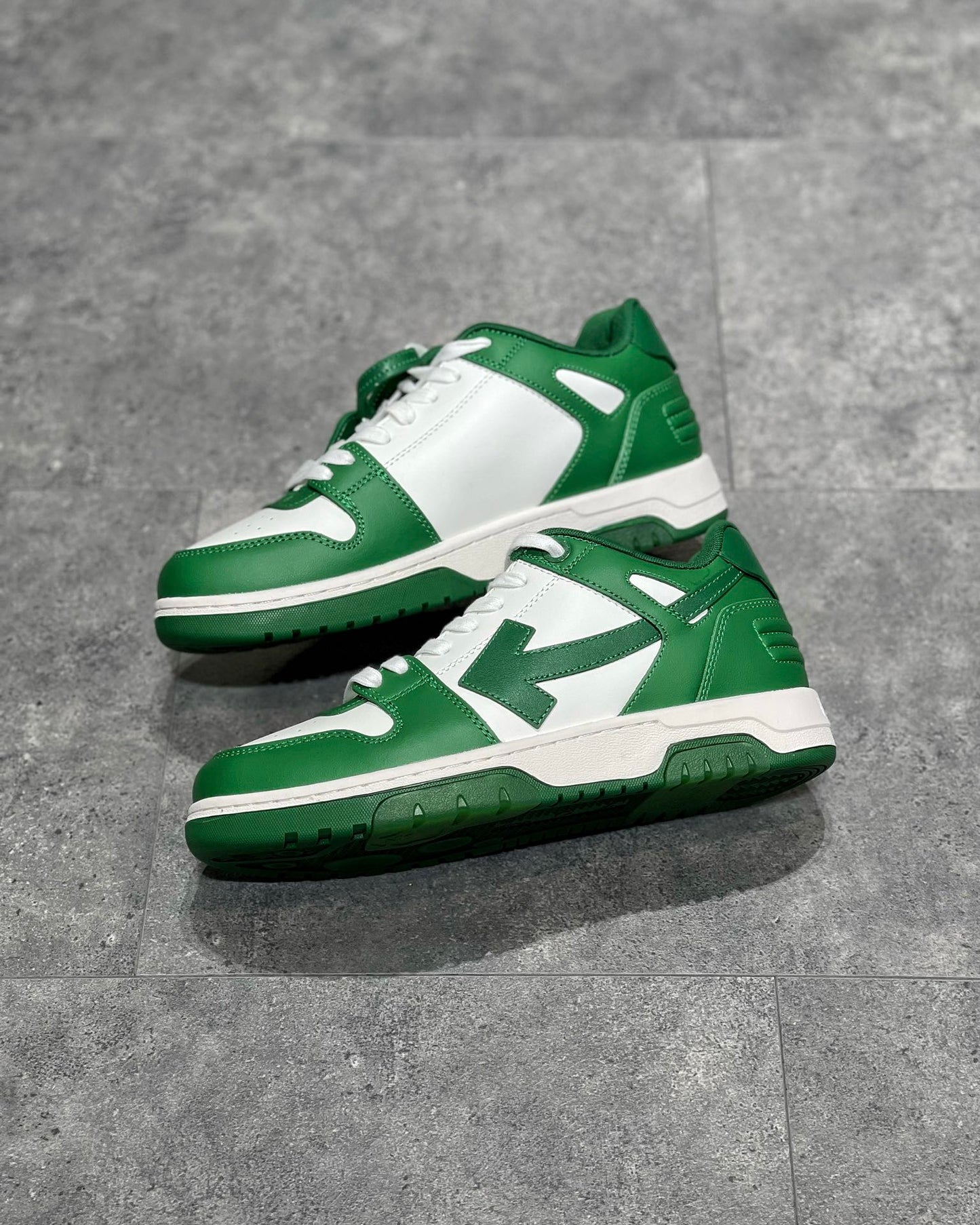 OFF-WHITE Out Of Office OOO Low Tops Green White