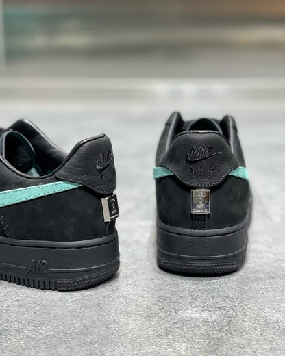 Nike x Tiffany ＆ Co．Air Force 1