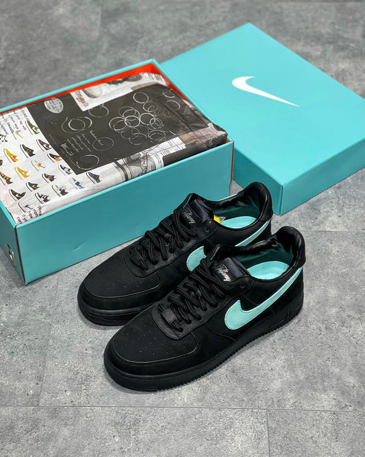 Nike x Tiffany ＆ Co．Air Force 1