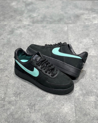 Nike x Tiffany ＆ Co．Air Force 1