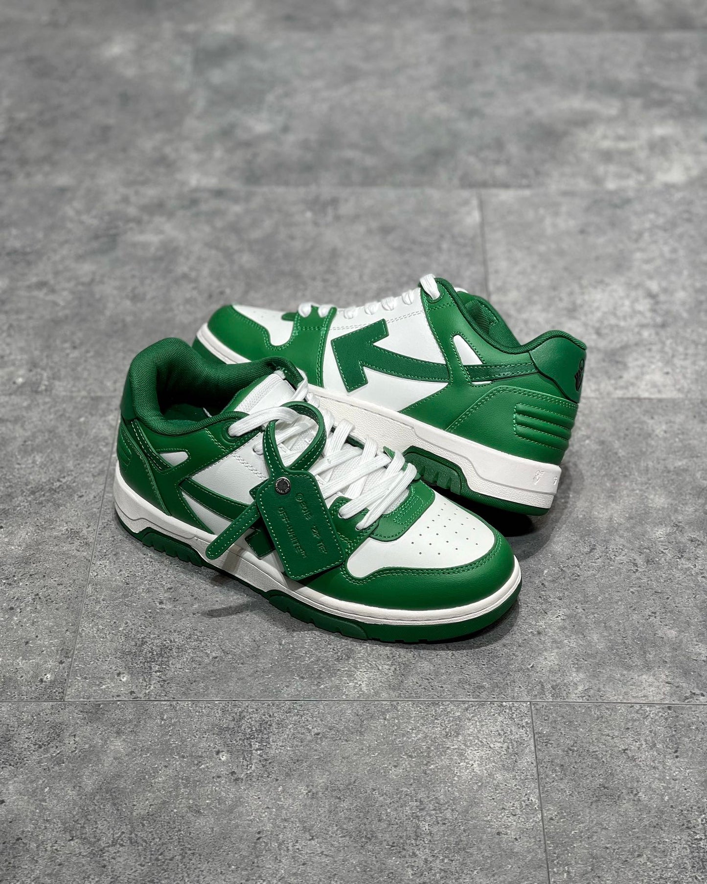 OFF-WHITE Out Of Office OOO Low Tops Green White