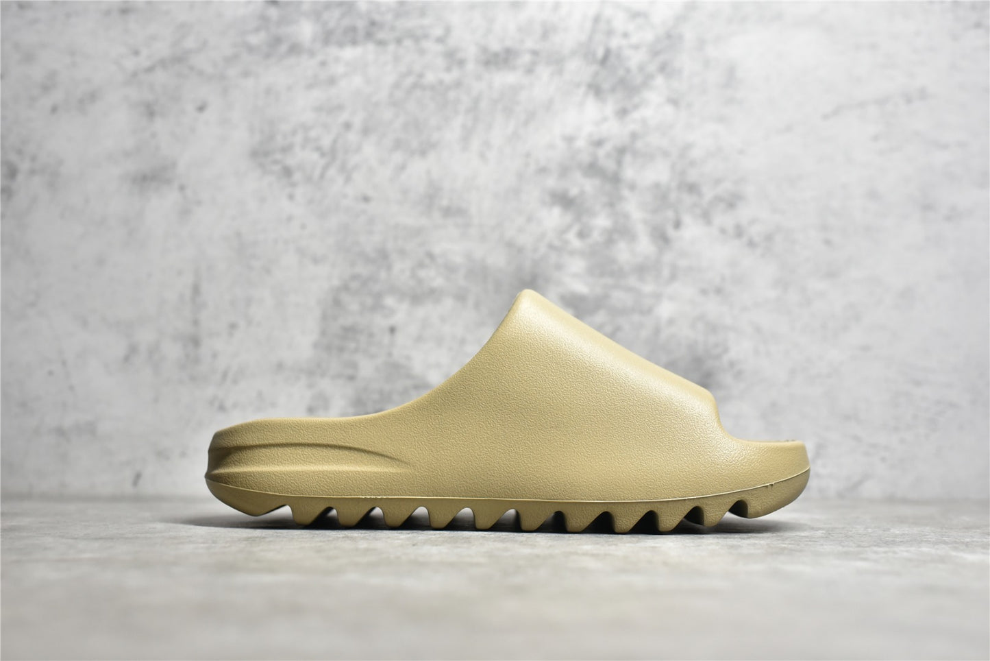 Adidas Originals Yeezy Slide Pure