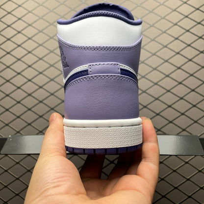 Air Jordan 1 Mid Blueberry