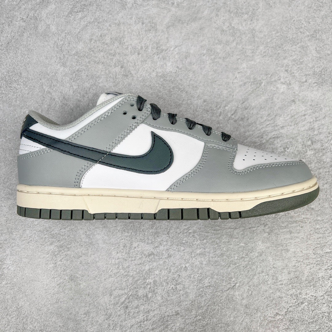 Nike Dunk Low Light Smoke Grey