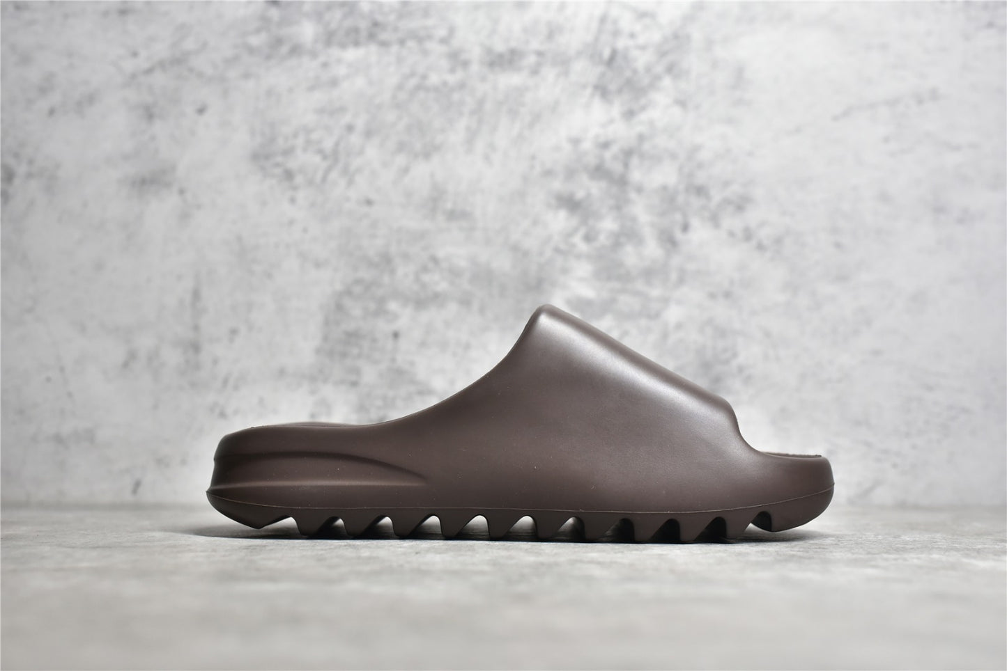 Adidas Originals Yeezy Slide Soot